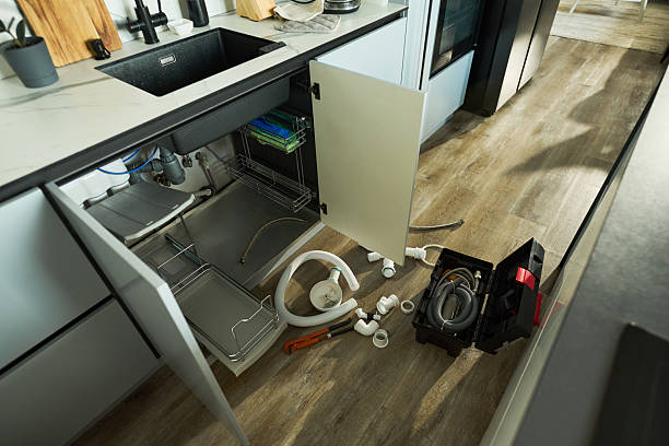 Reliable Plumbing contractor in Mary Esther, FL by Street Wise - Plumbing